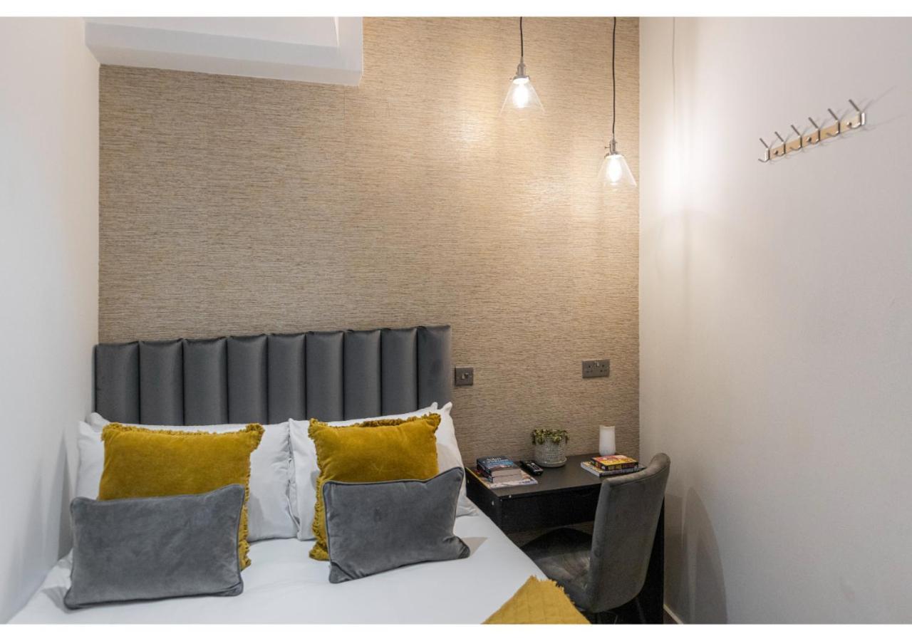 Appartamento Compact Comfort: Your Basecamp Londra