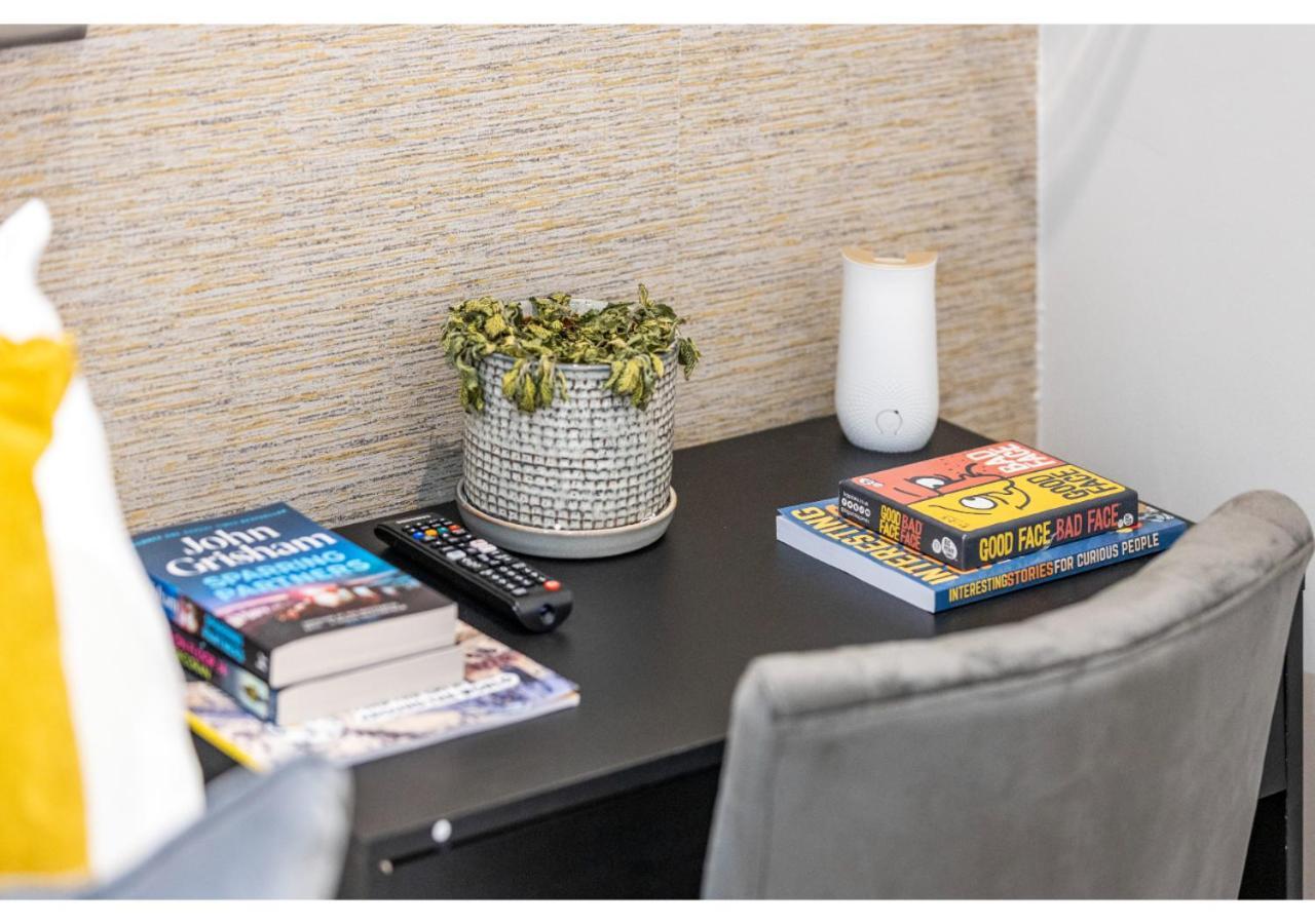 Compact Comfort: Your Basecamp Appartamento Londra